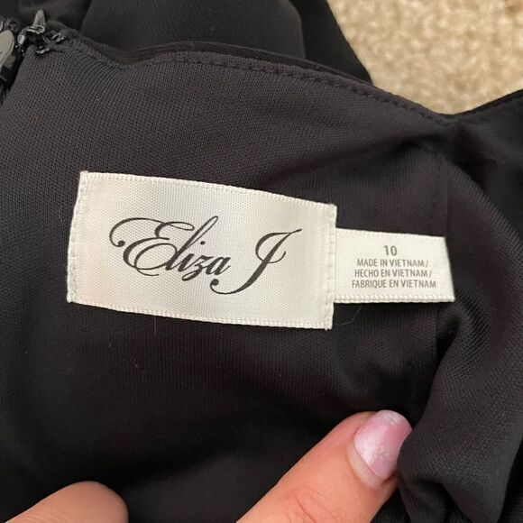 Eliza J Bead Detail Long Sleeve Sheath Dress In Black size 10 NWOT - Picture 7 of 13